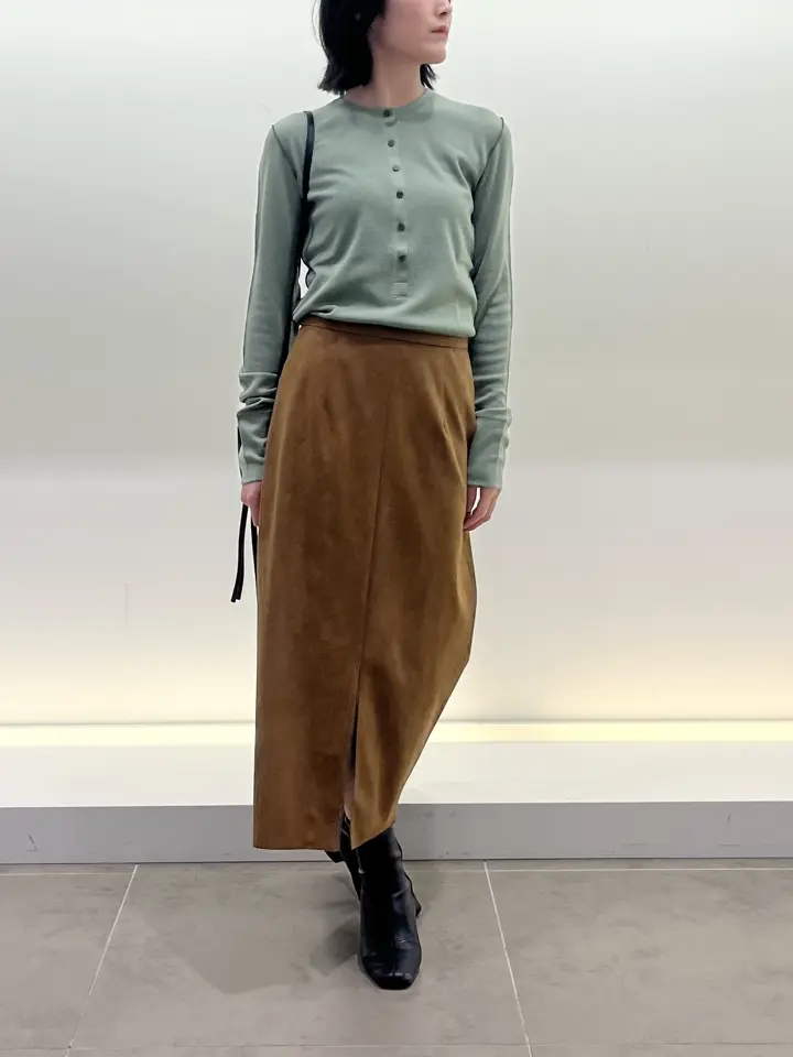 BEIGE， 伊藤 コーディネート画像