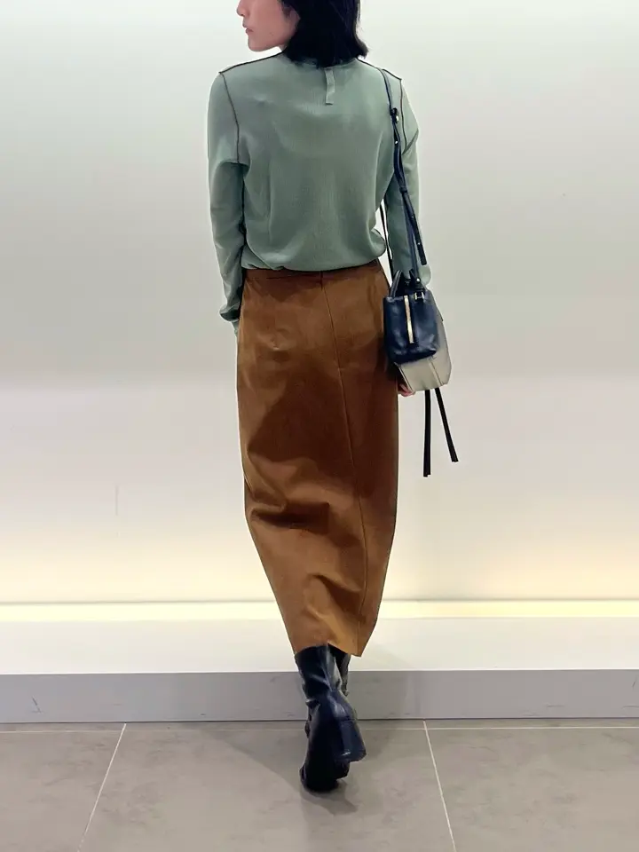 BEIGE， 伊藤 コーディネート画像