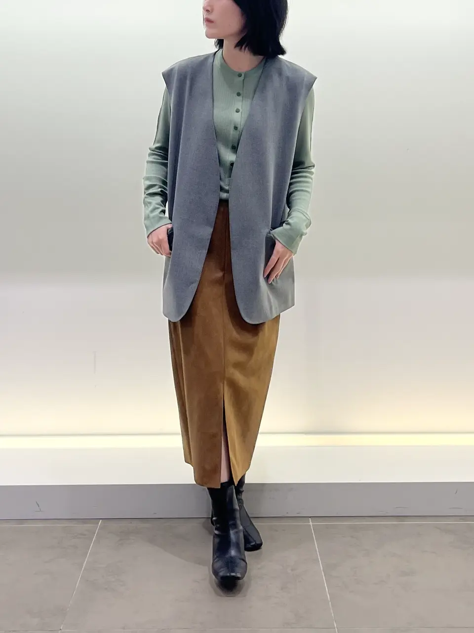 BEIGE， 伊藤 コーディネート画像