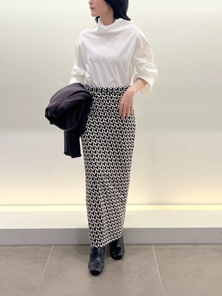 BEIGE， 伊藤 コーディネート画像