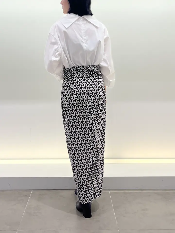 BEIGE， 伊藤 コーディネート画像