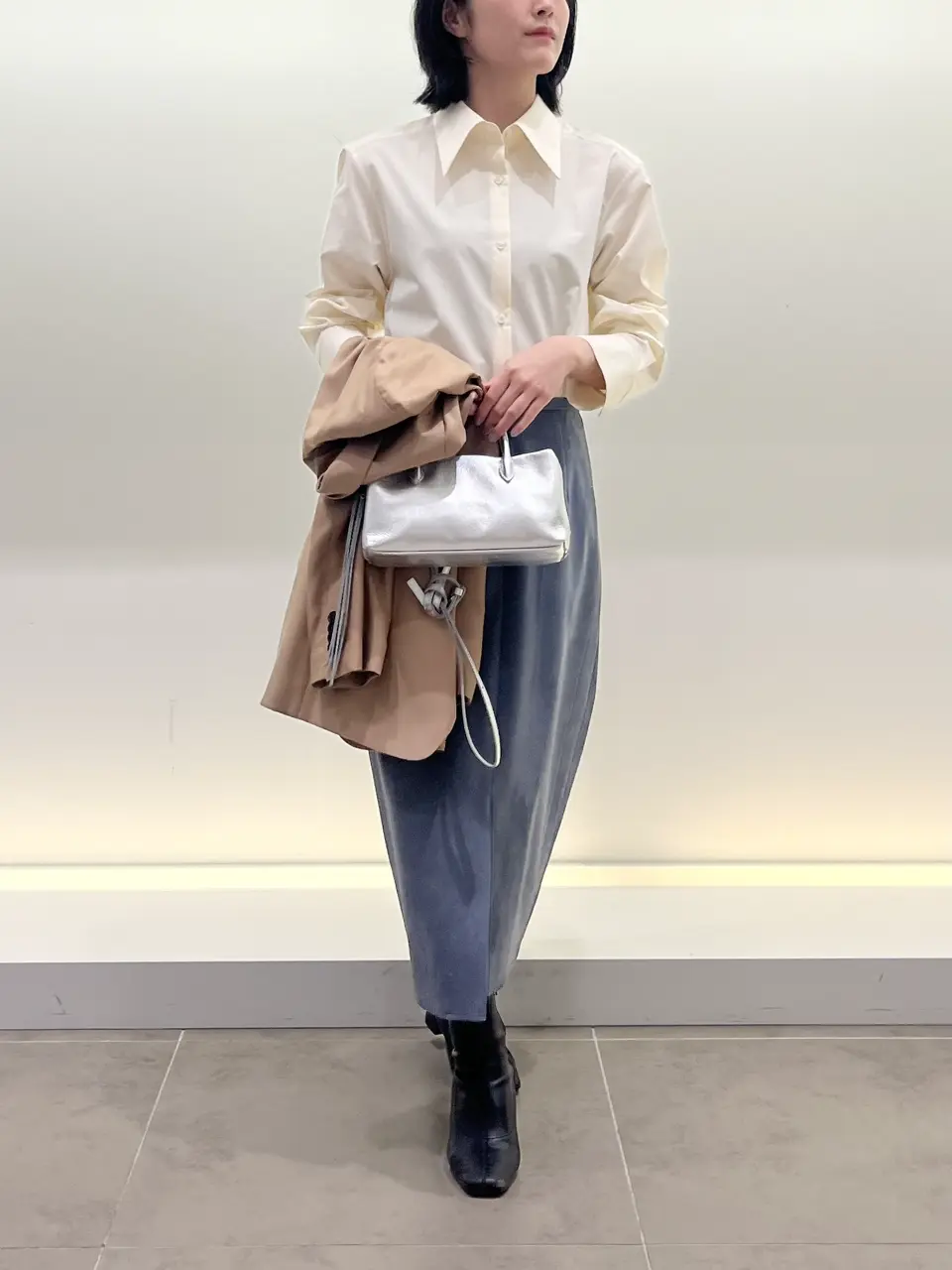 BEIGE， 伊藤 コーディネート画像