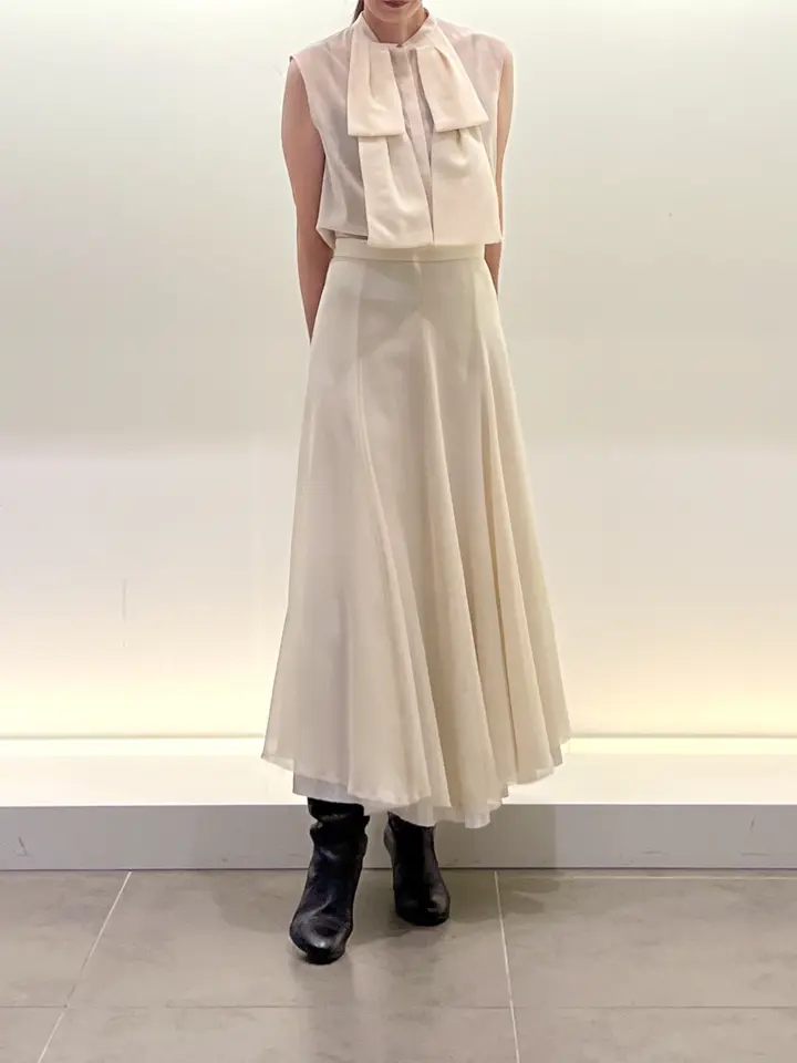 BEIGE， スタッフ コーディネート画像