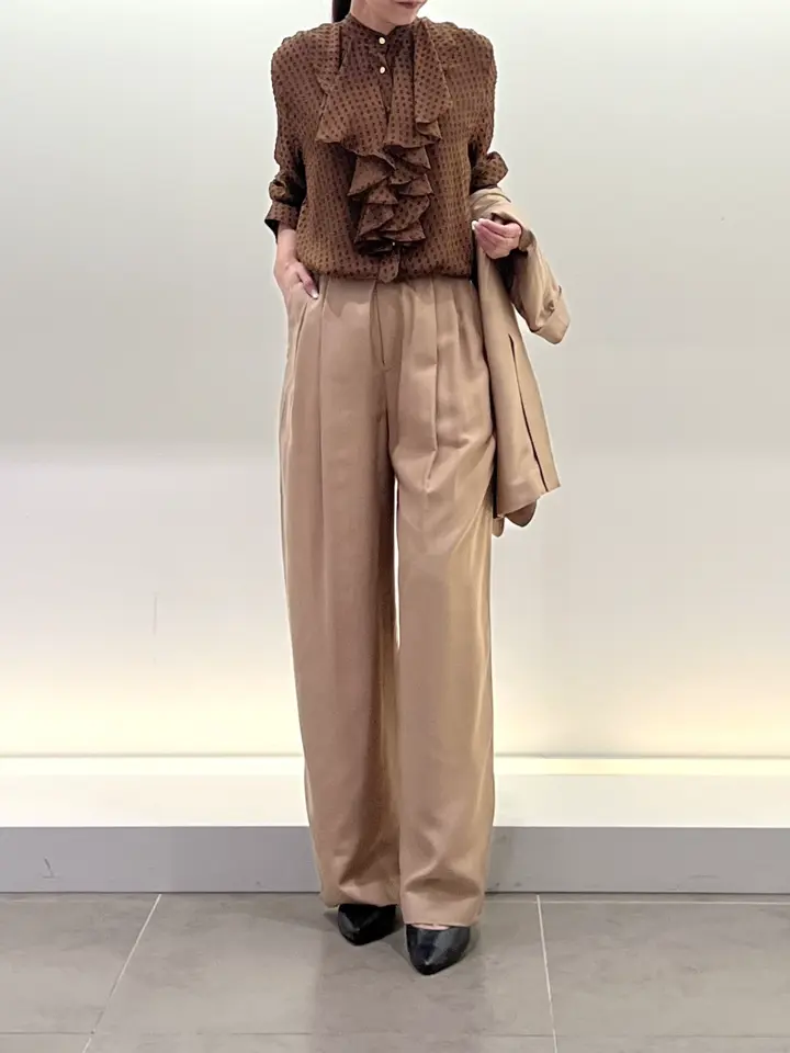 BEIGE， スタッフ コーディネート画像