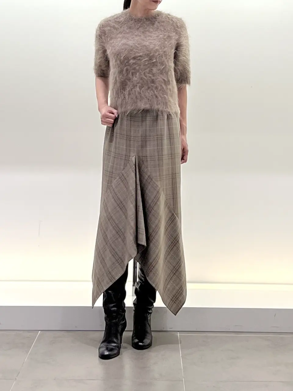 BEIGE， スタッフ コーディネート画像