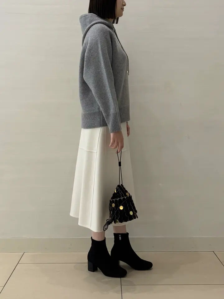 BEIGE， スタッフ コーディネート画像