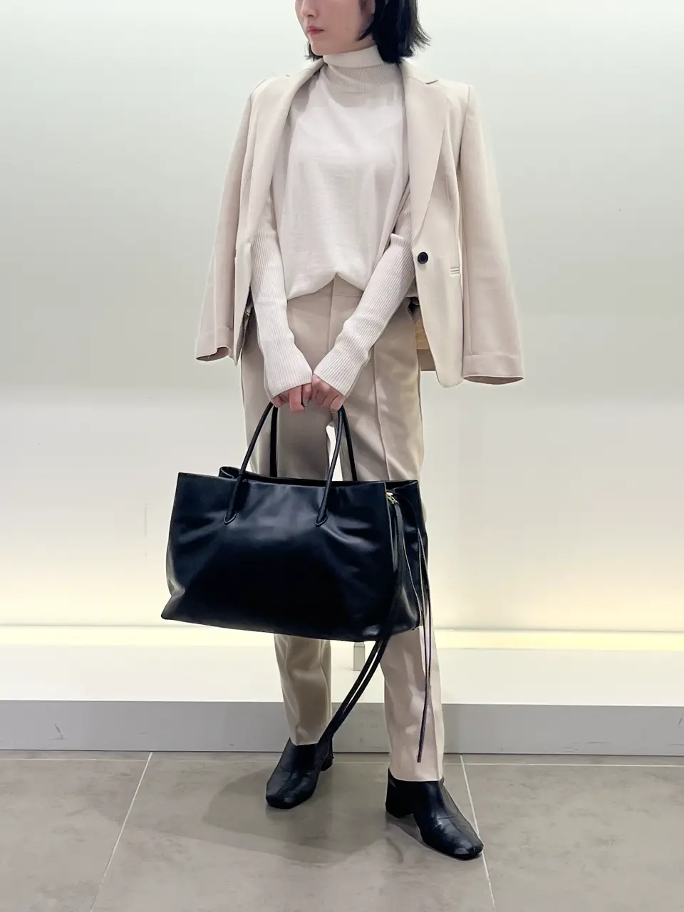 BEIGE， 伊藤 コーディネート画像