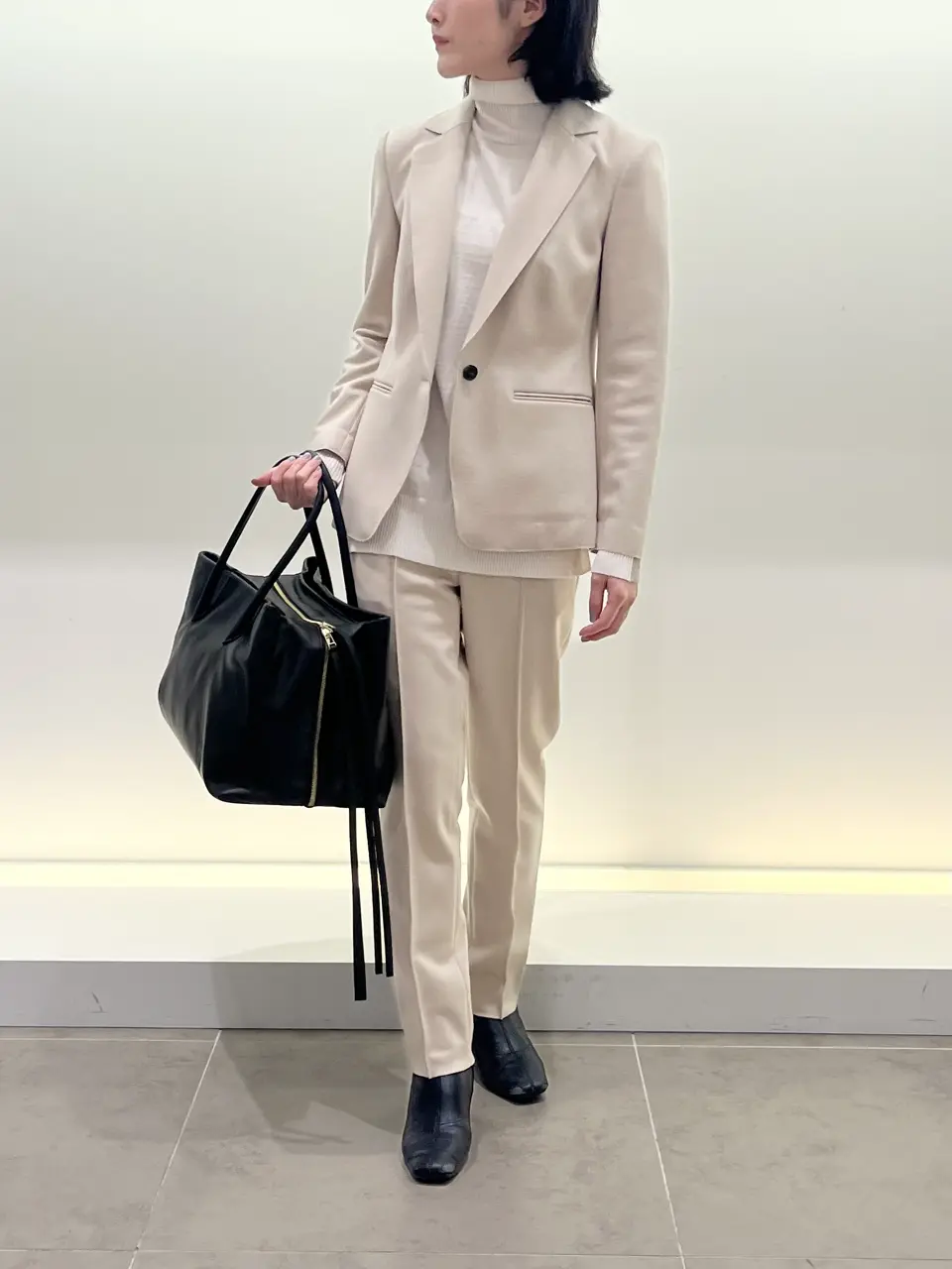 BEIGE， 伊藤 コーディネート画像