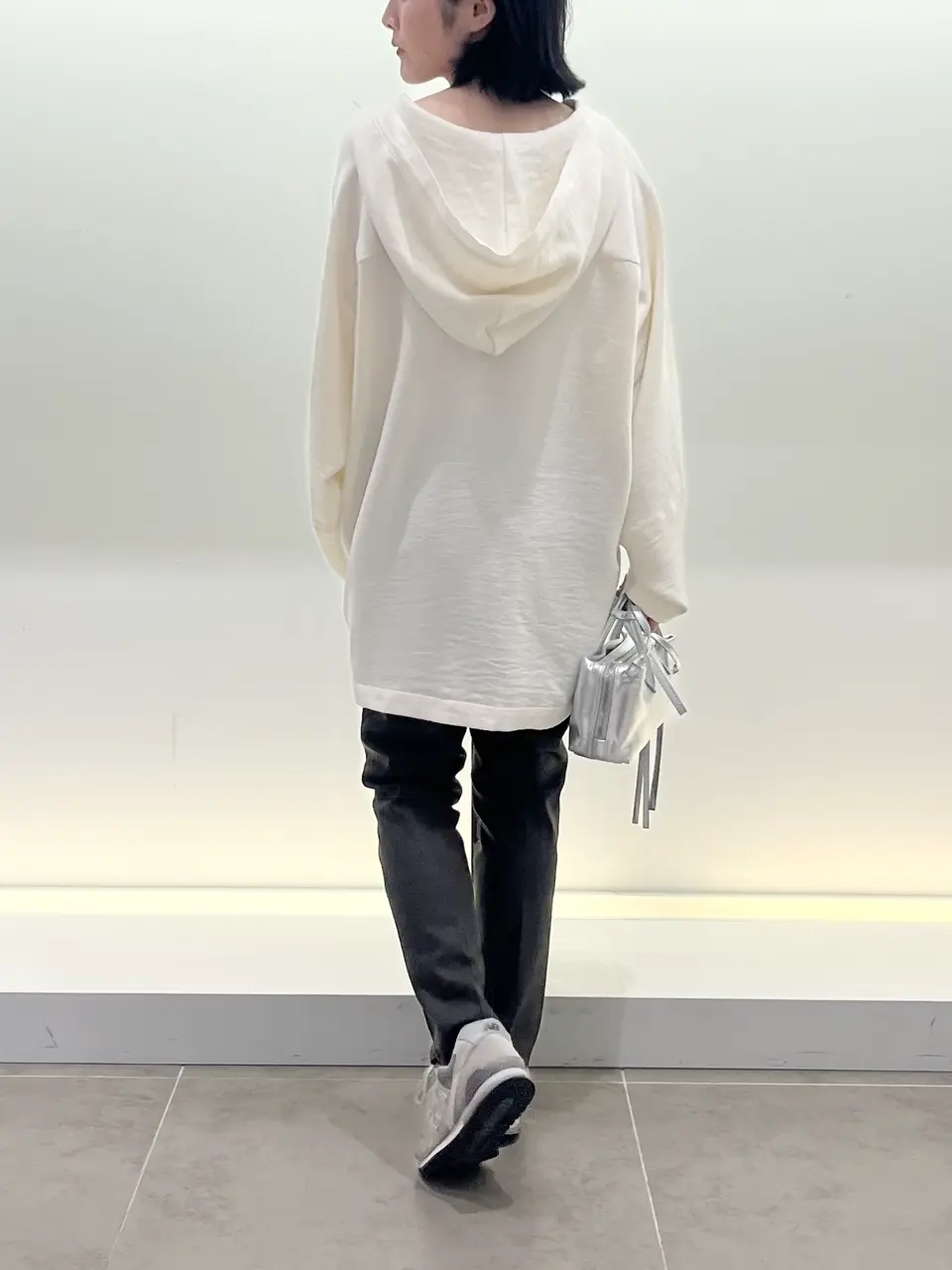 BEIGE， 伊藤 コーディネート画像