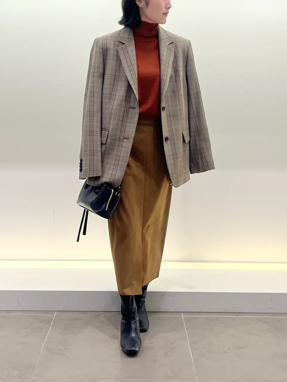 BEIGE， 伊藤 コーディネート画像