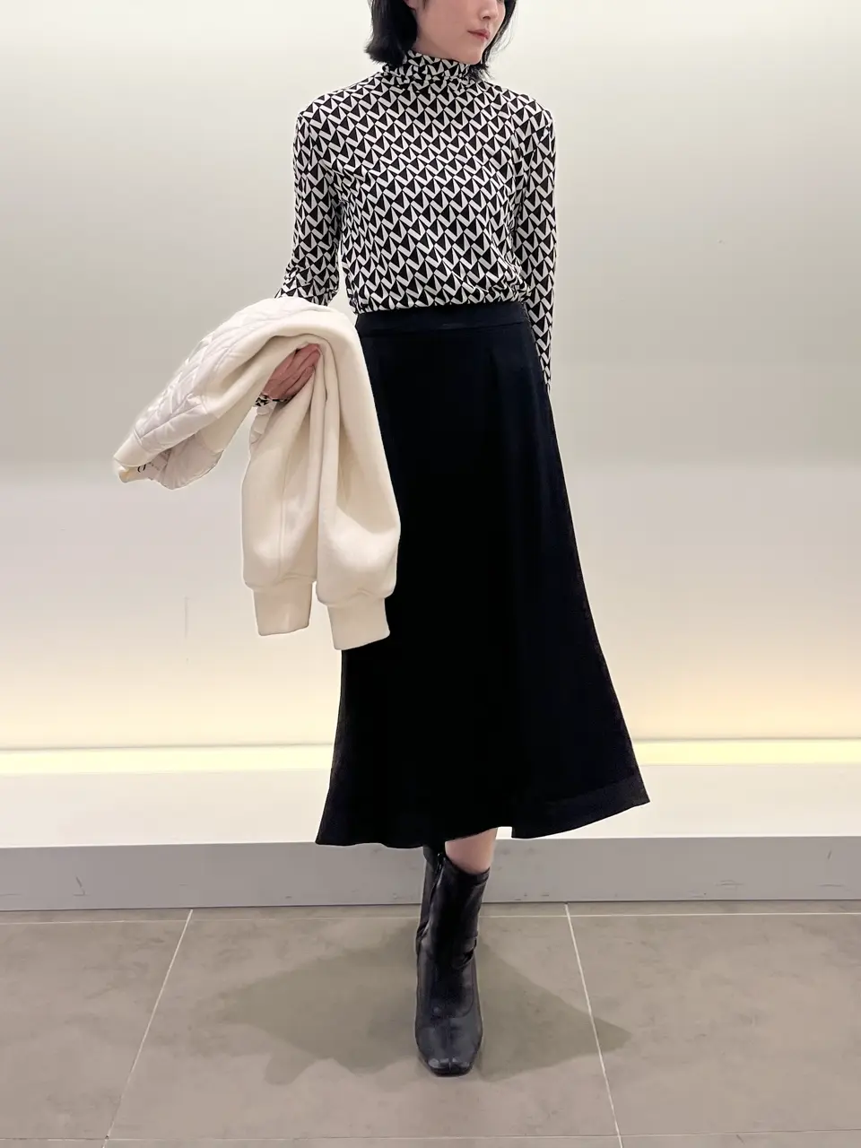 BEIGE， 伊藤 コーディネート画像