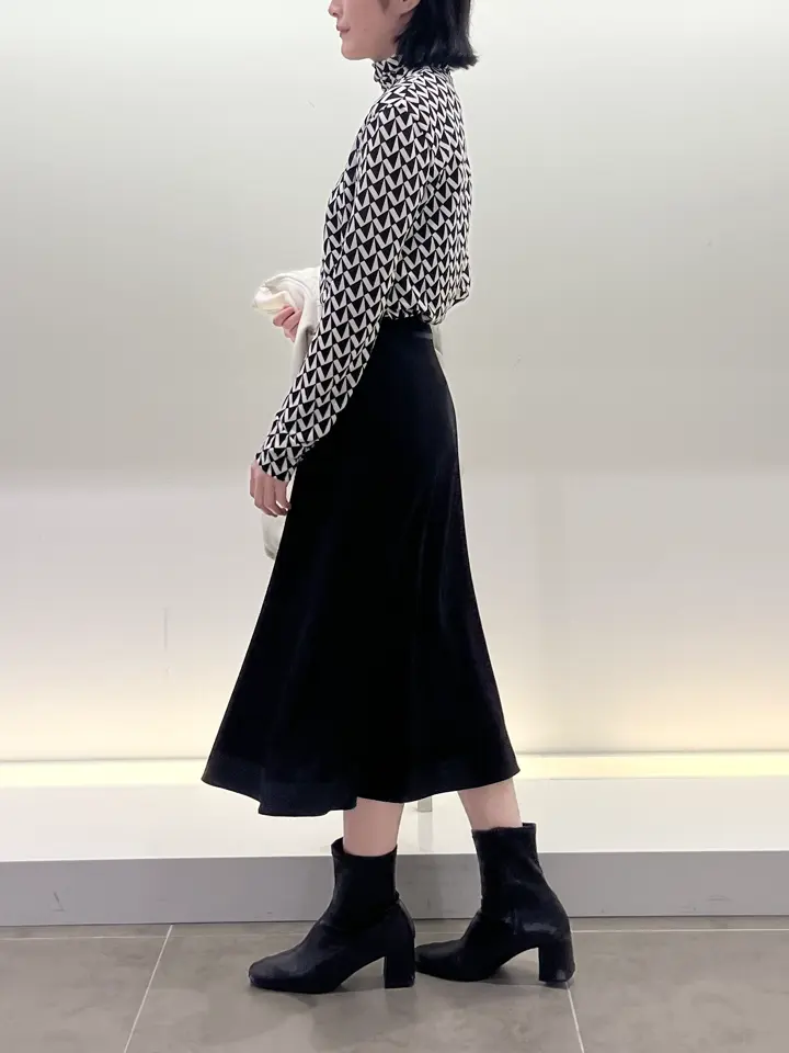 BEIGE， 伊藤 コーディネート画像