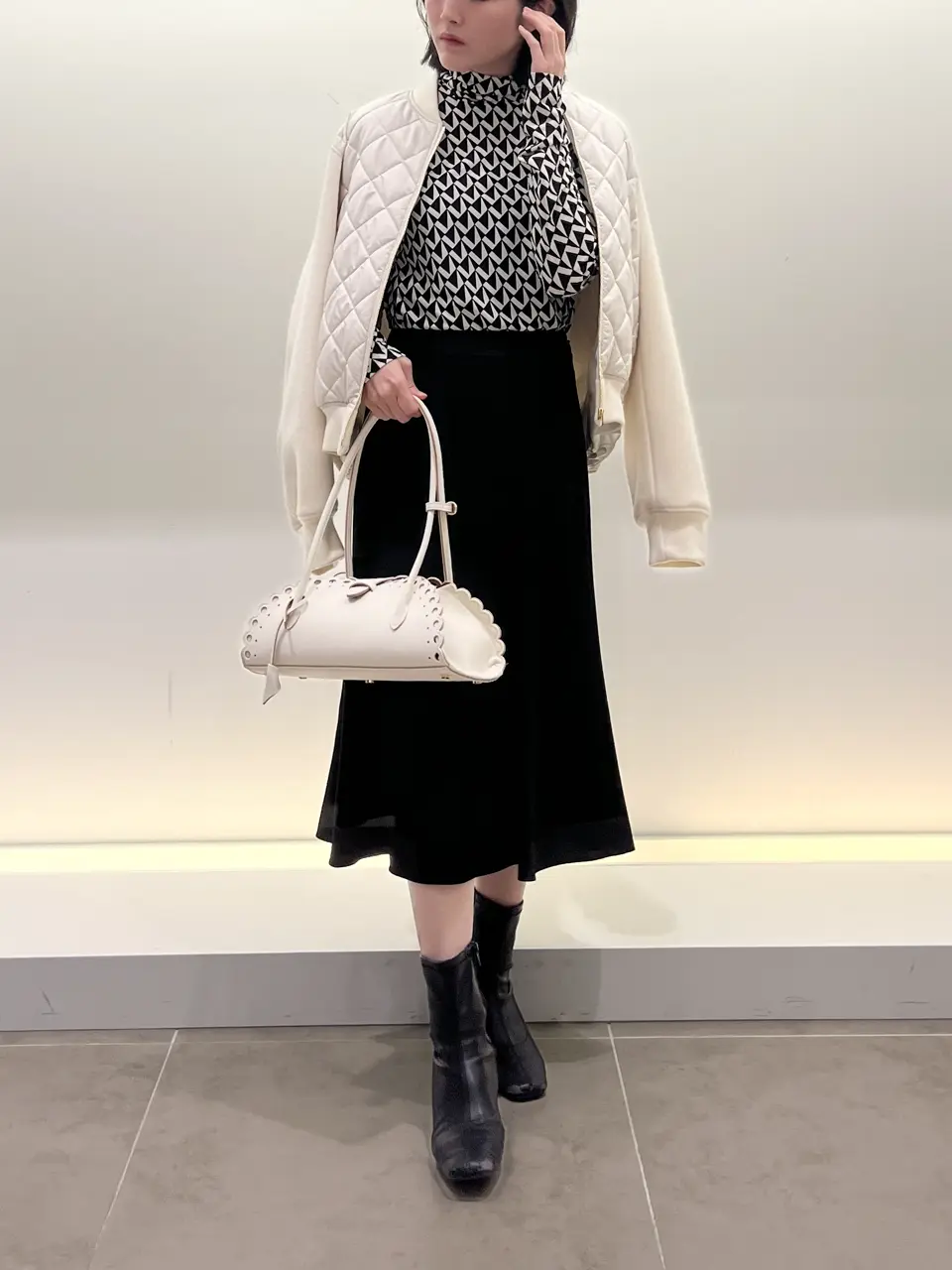 BEIGE， 伊藤 コーディネート画像