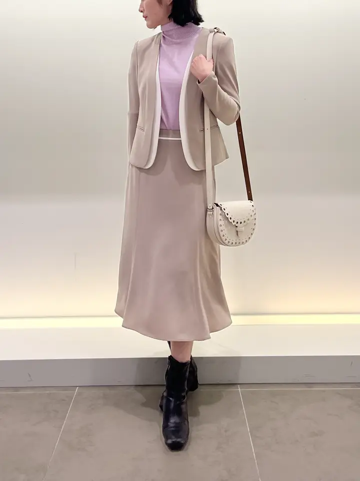 BEIGE， 伊藤 コーディネート画像