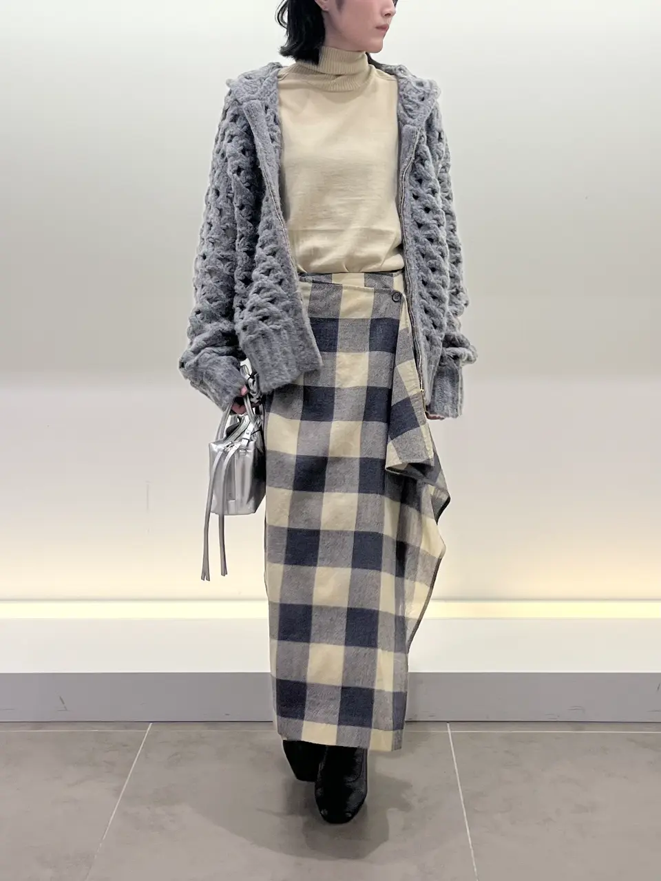 BEIGE， 伊藤 コーディネート画像