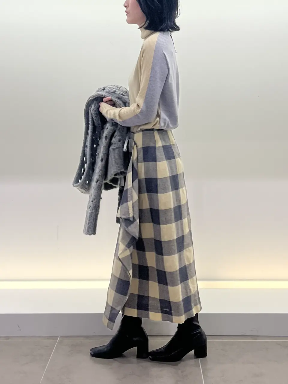 BEIGE， 伊藤 コーディネート画像