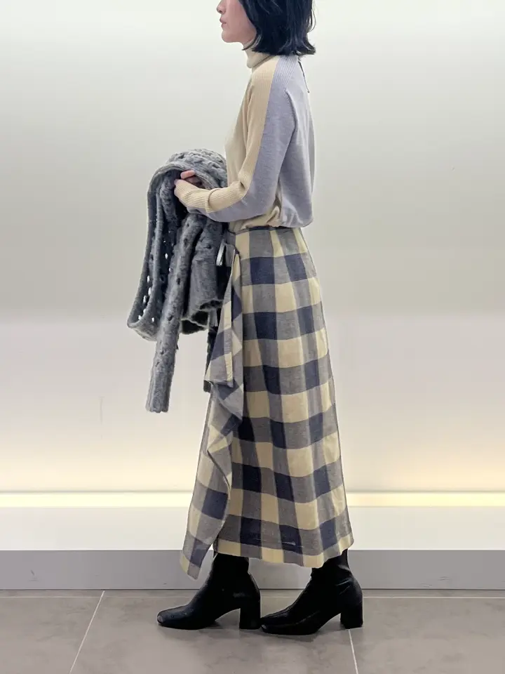 BEIGE， 伊藤 コーディネート画像