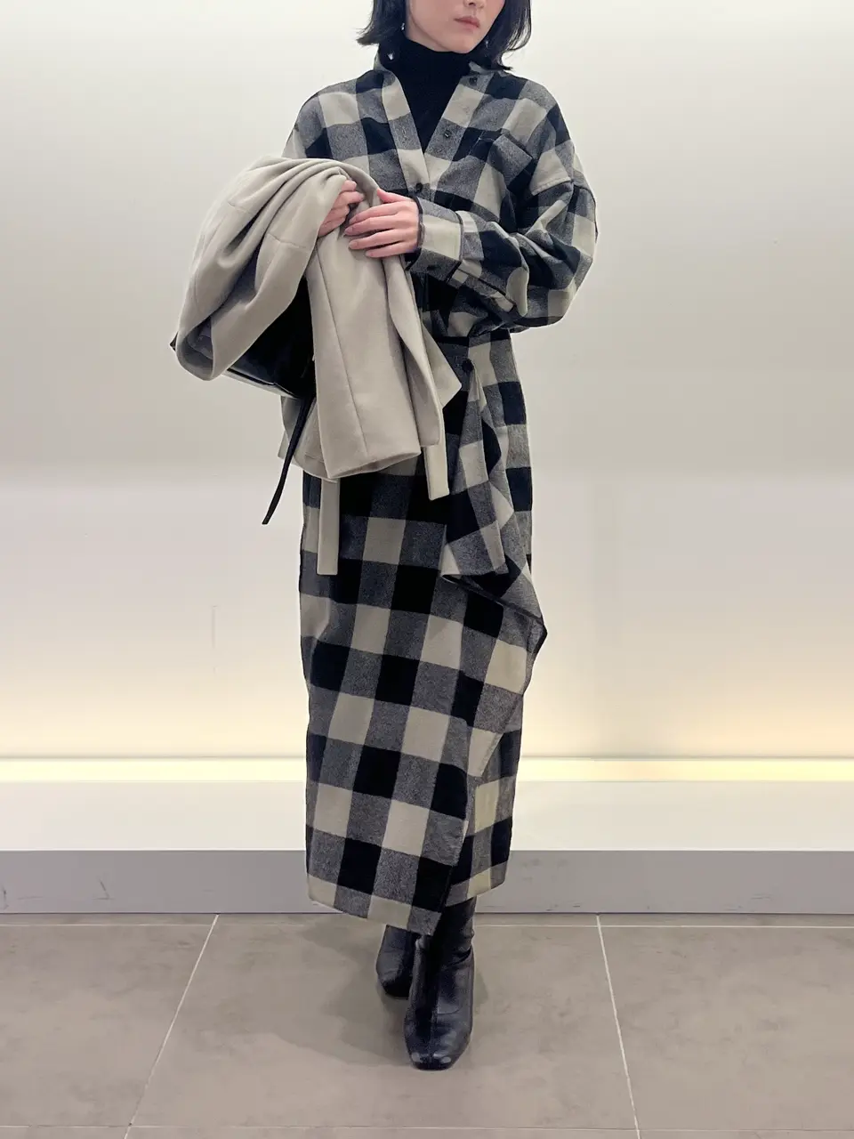 BEIGE， 伊藤 コーディネート画像