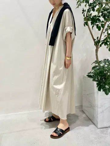 BEIGE， R.A コーディネート画像