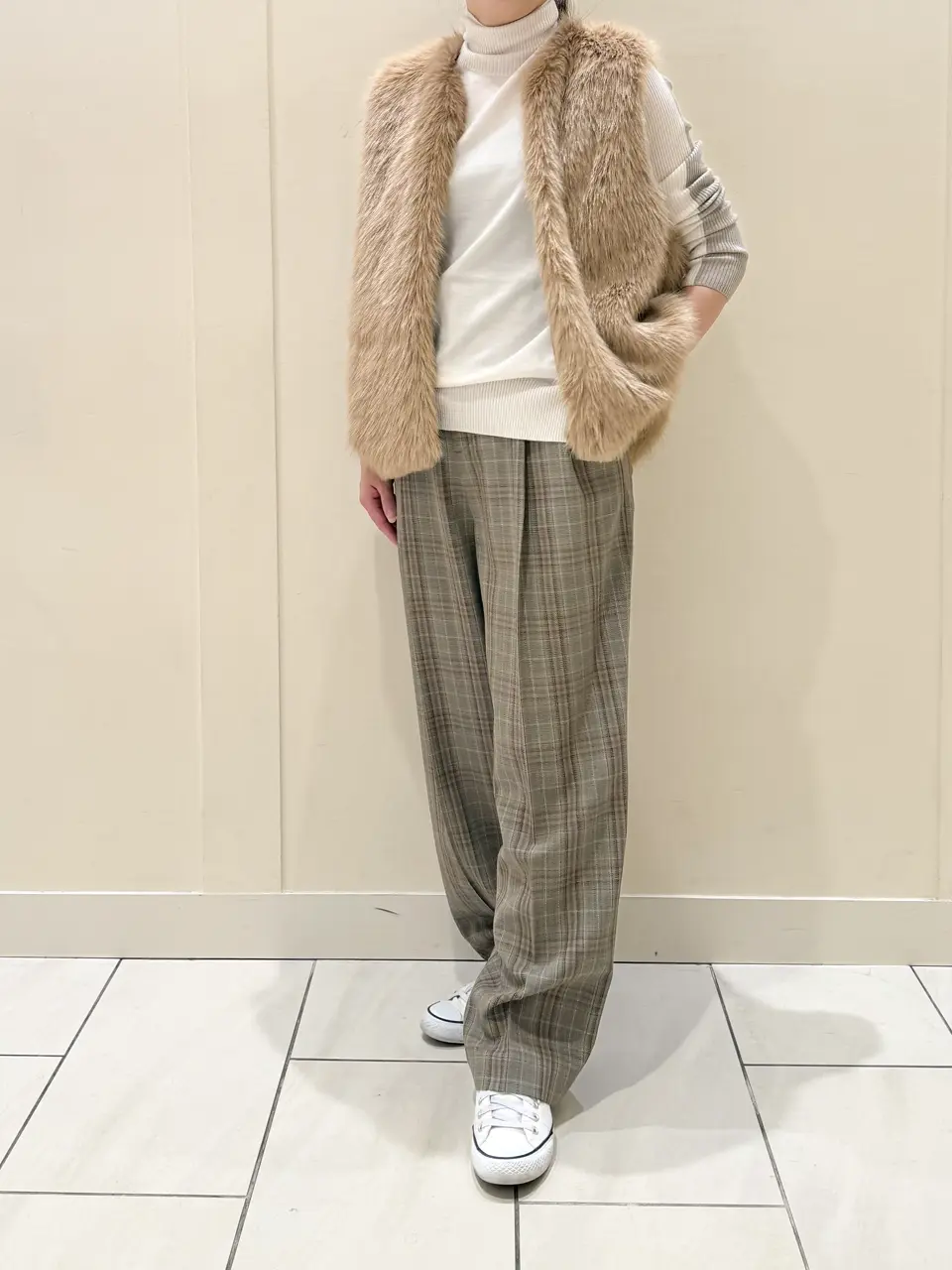 BEIGE， スタッフ コーディネート画像