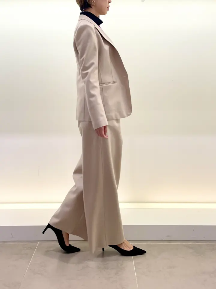 BEIGE， 柴田 コーディネート画像