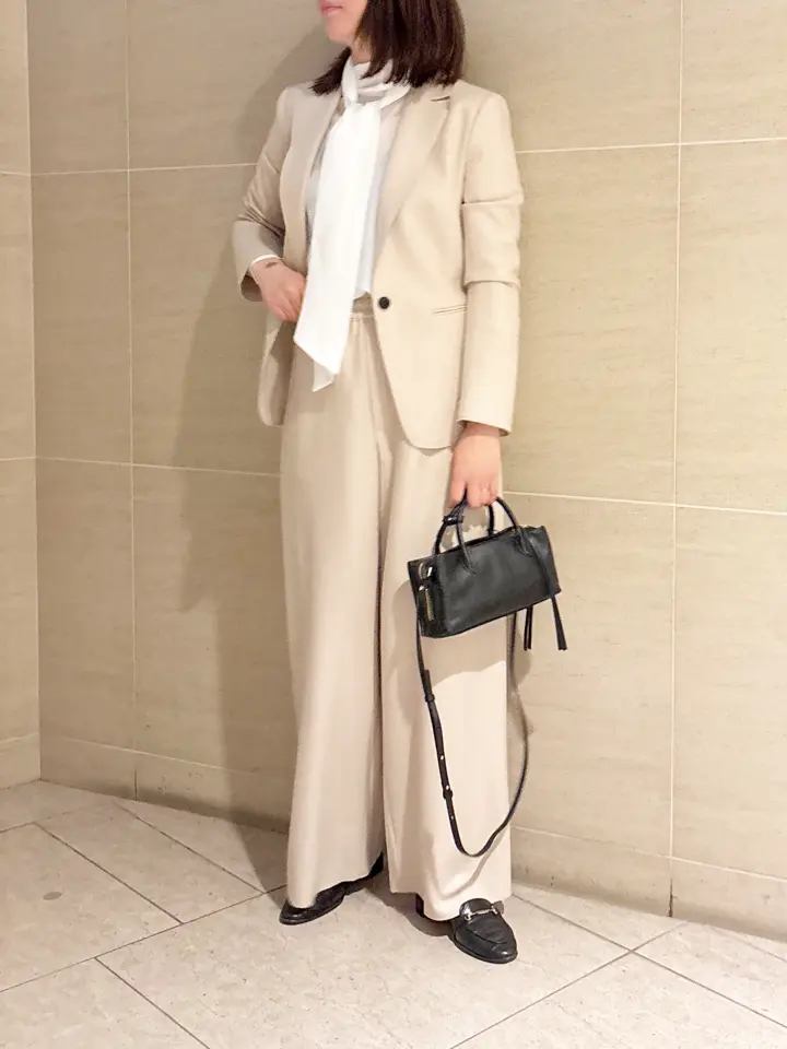 BEIGE， 須藤 コーディネート画像