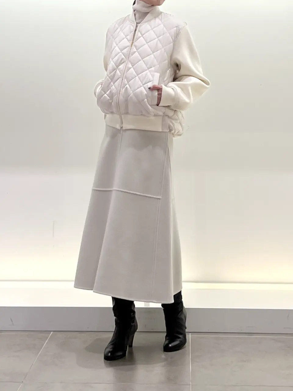 BEIGE， スタッフ コーディネート画像