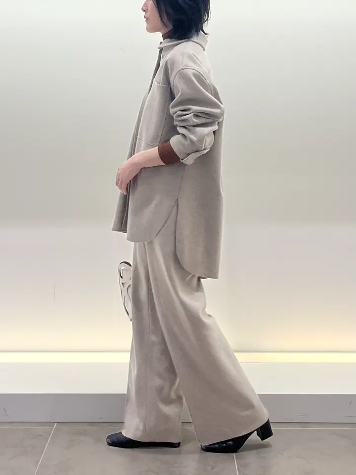 BEIGE， 伊藤 コーディネート画像