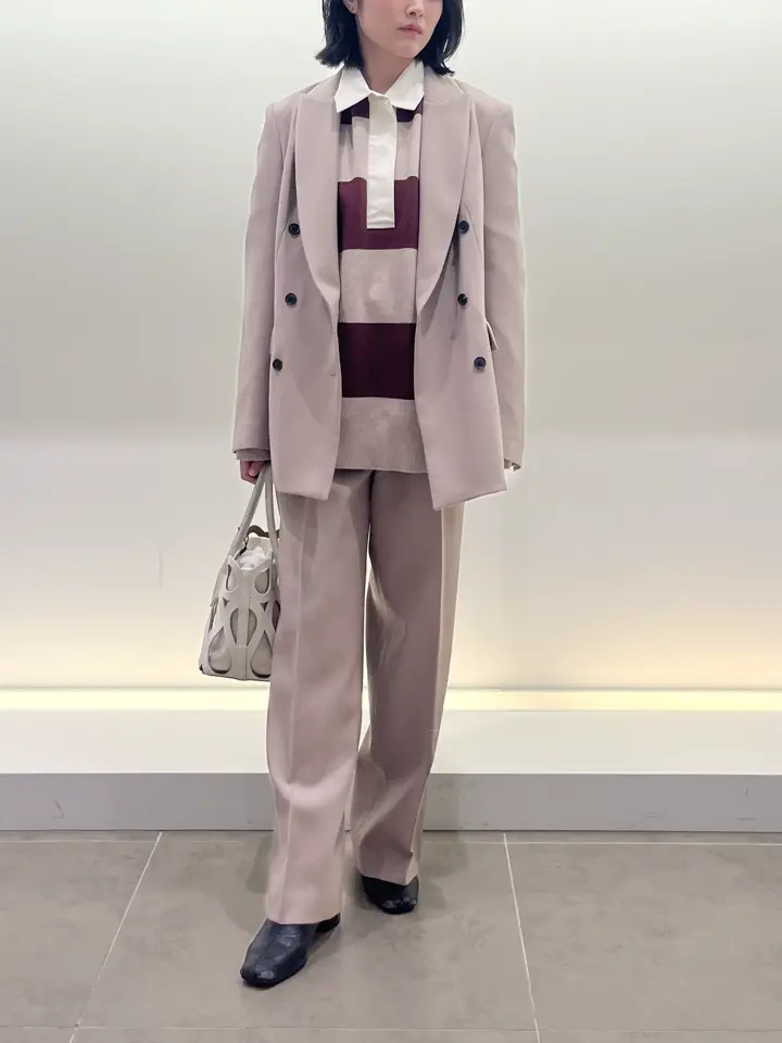 BEIGE， 伊藤 コーディネート画像