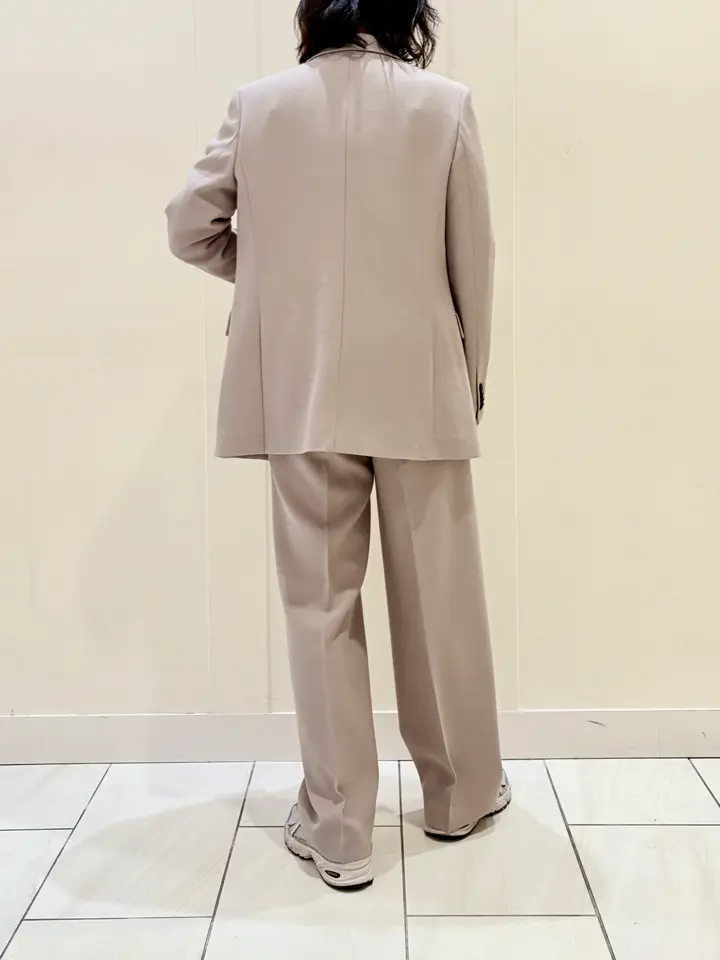 BEIGE， スタッフ コーディネート画像