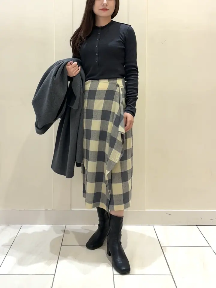 BEIGE， アライ コーディネート画像