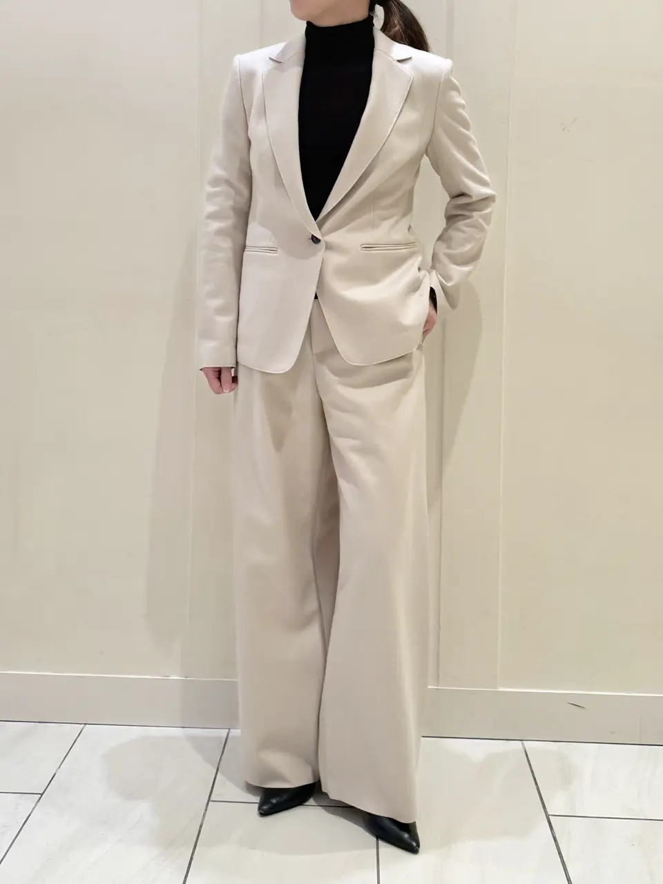 BEIGE， スタッフ コーディネート画像