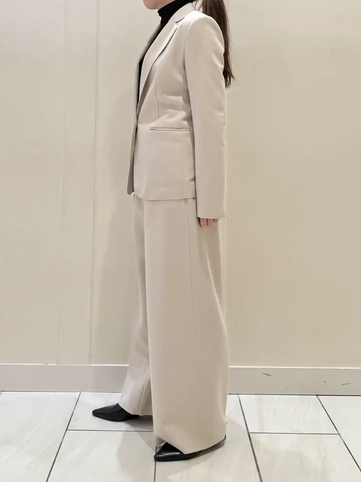 BEIGE， スタッフ コーディネート画像