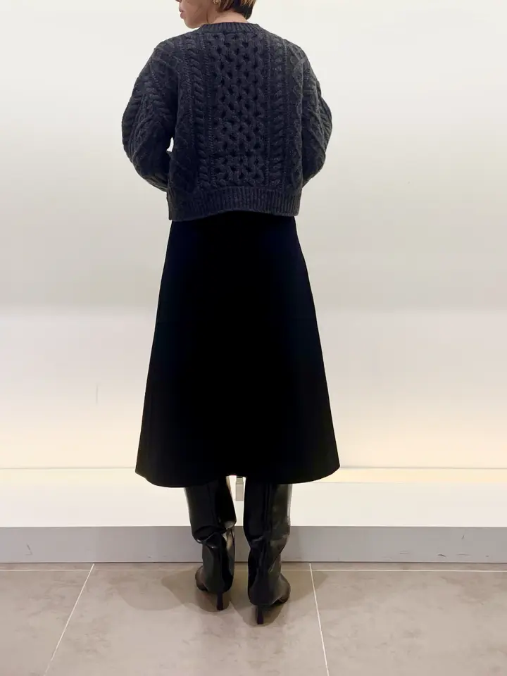 BEIGE， 柴田 コーディネート画像