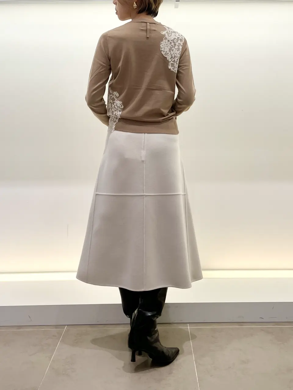 BEIGE， 柴田 コーディネート画像