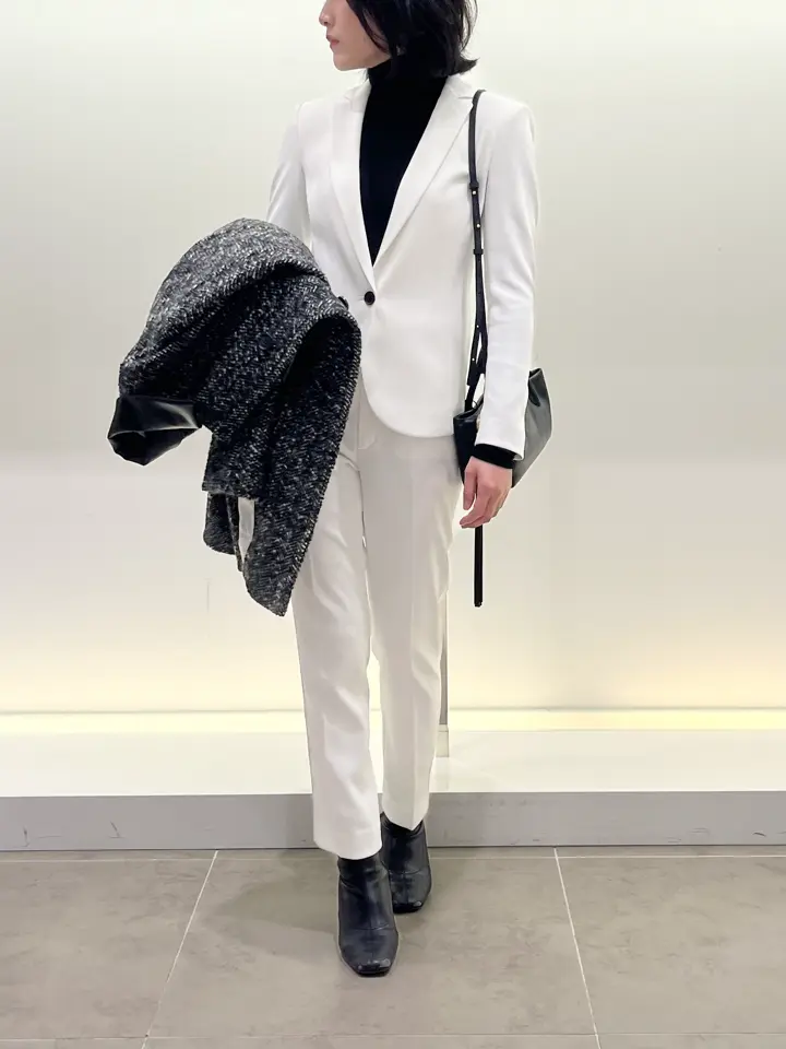 BEIGE， 伊藤 コーディネート画像