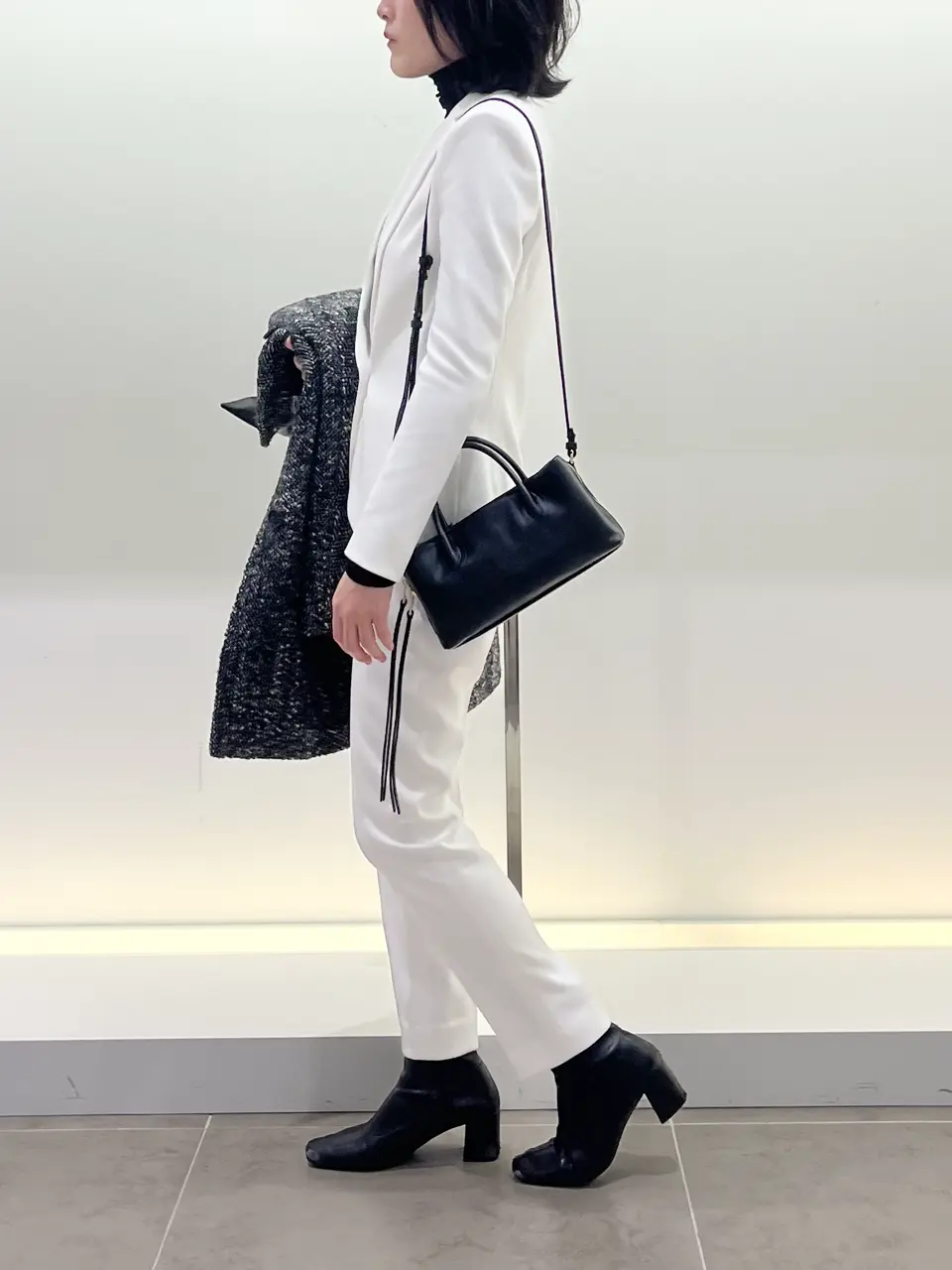 BEIGE， 伊藤 コーディネート画像