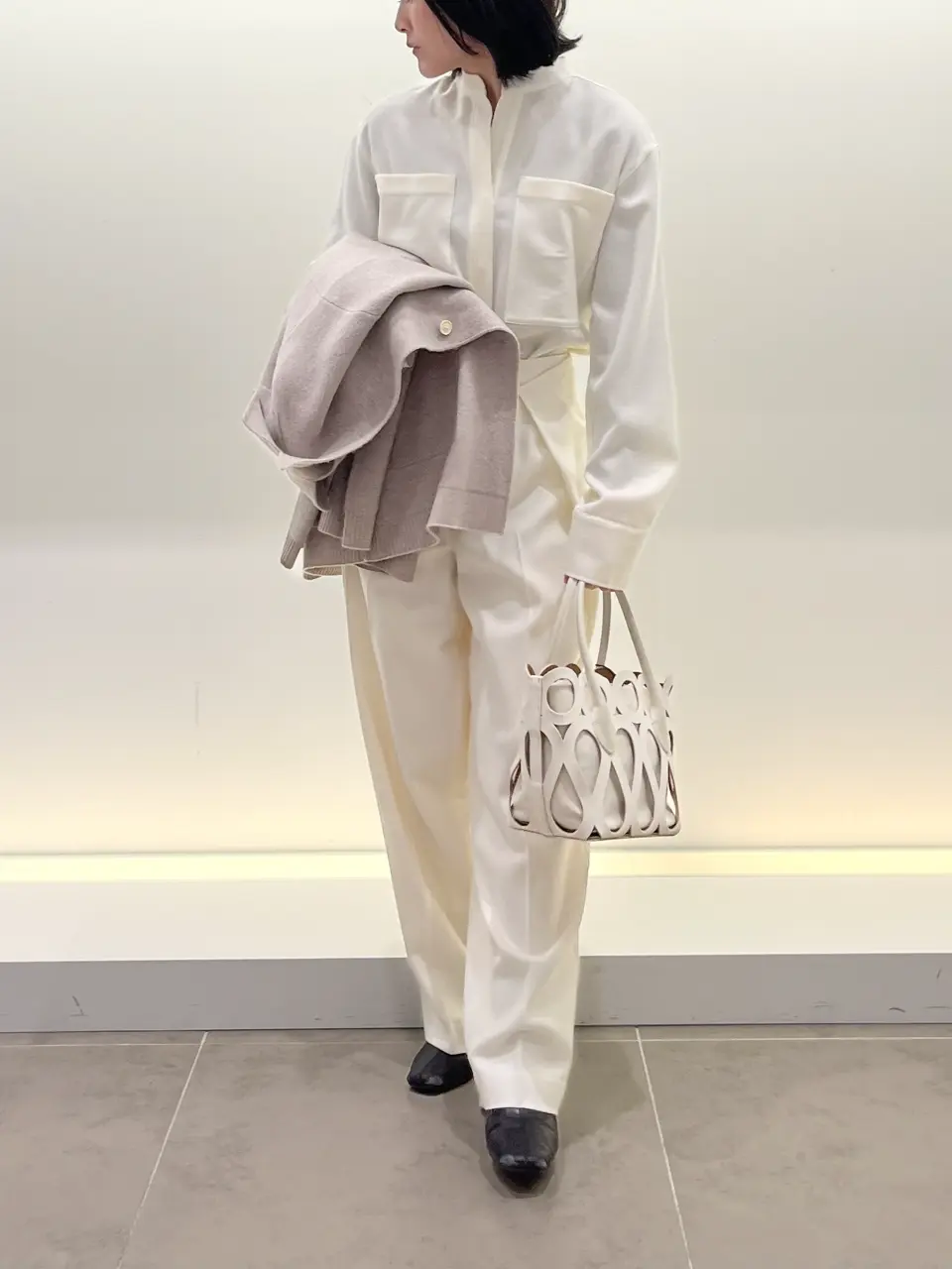 BEIGE， 伊藤 コーディネート画像