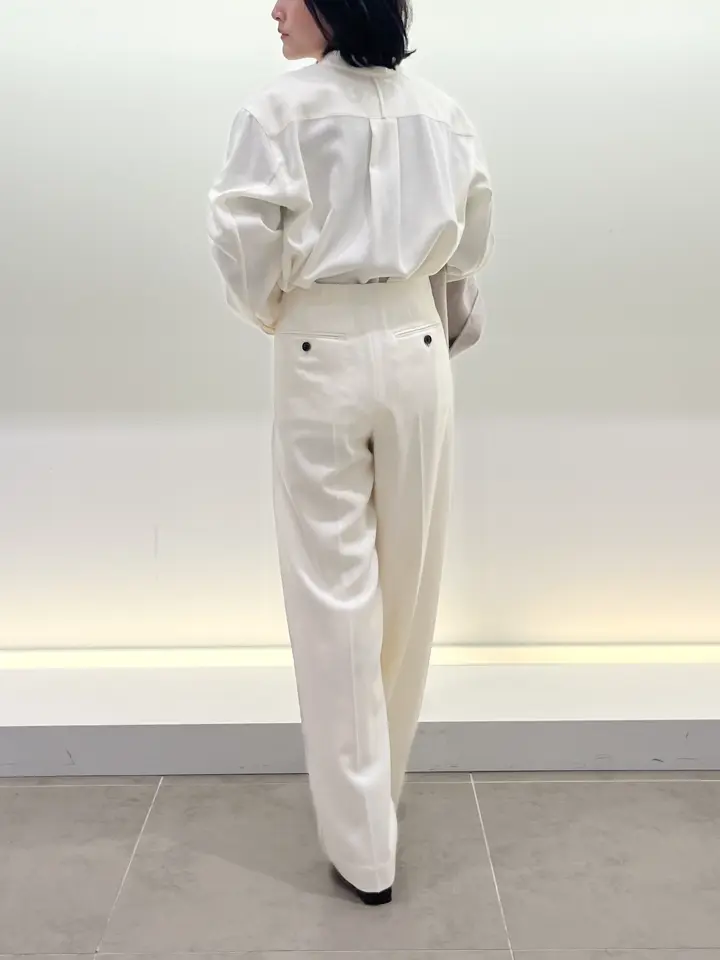 BEIGE， 伊藤 コーディネート画像