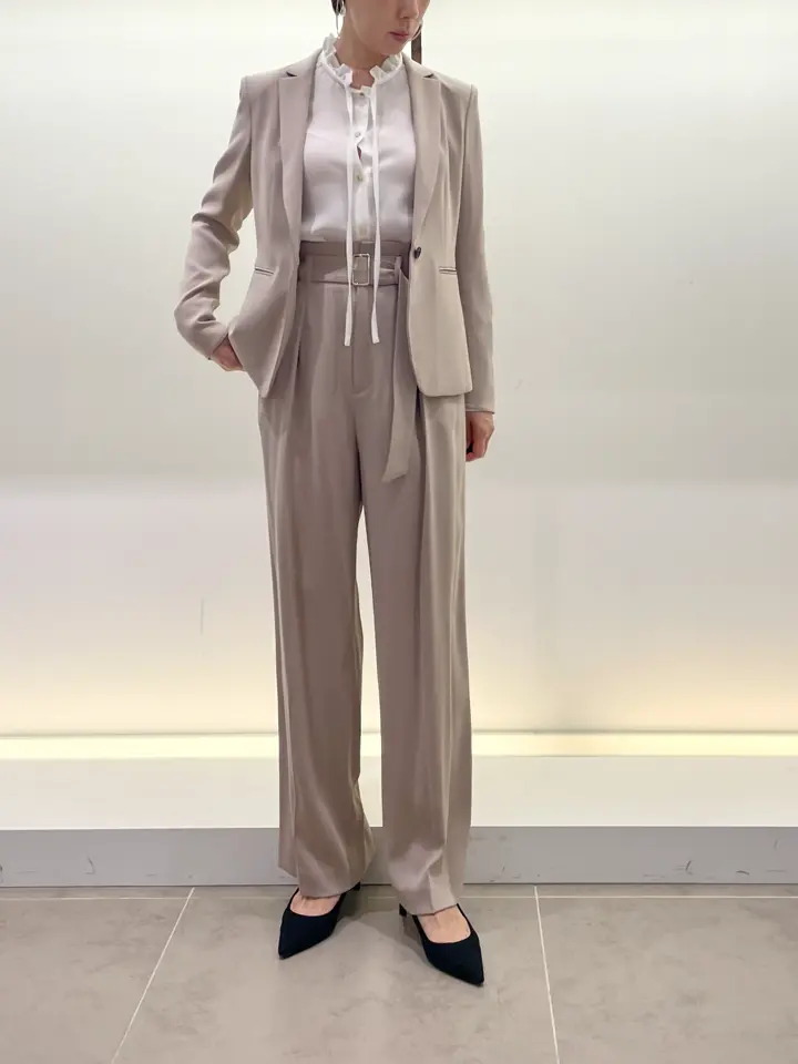 BEIGE， 柴田 コーディネート画像