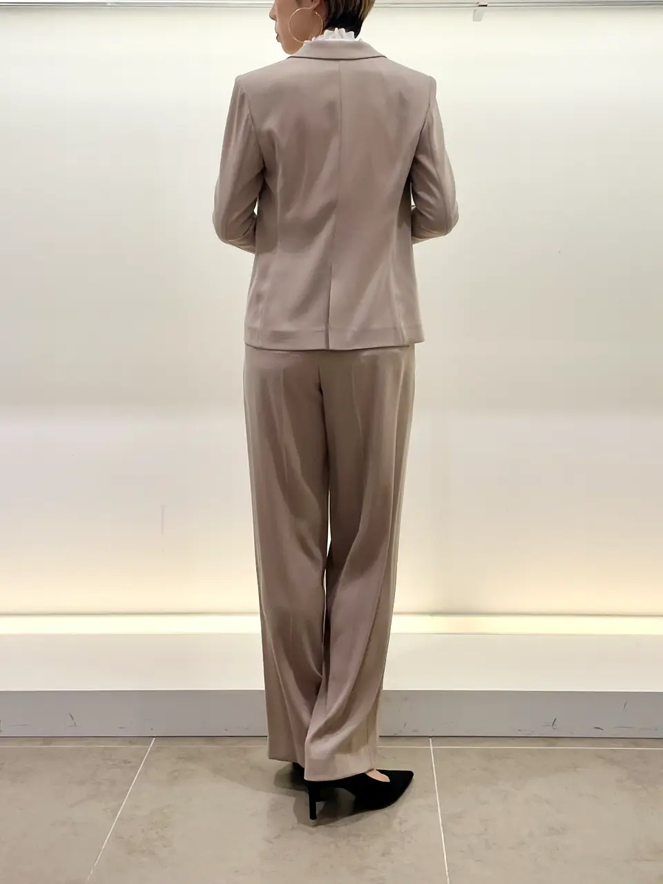 BEIGE， 柴田 コーディネート画像