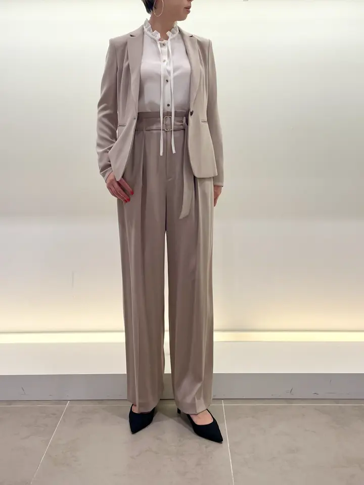 BEIGE， 柴田 コーディネート画像