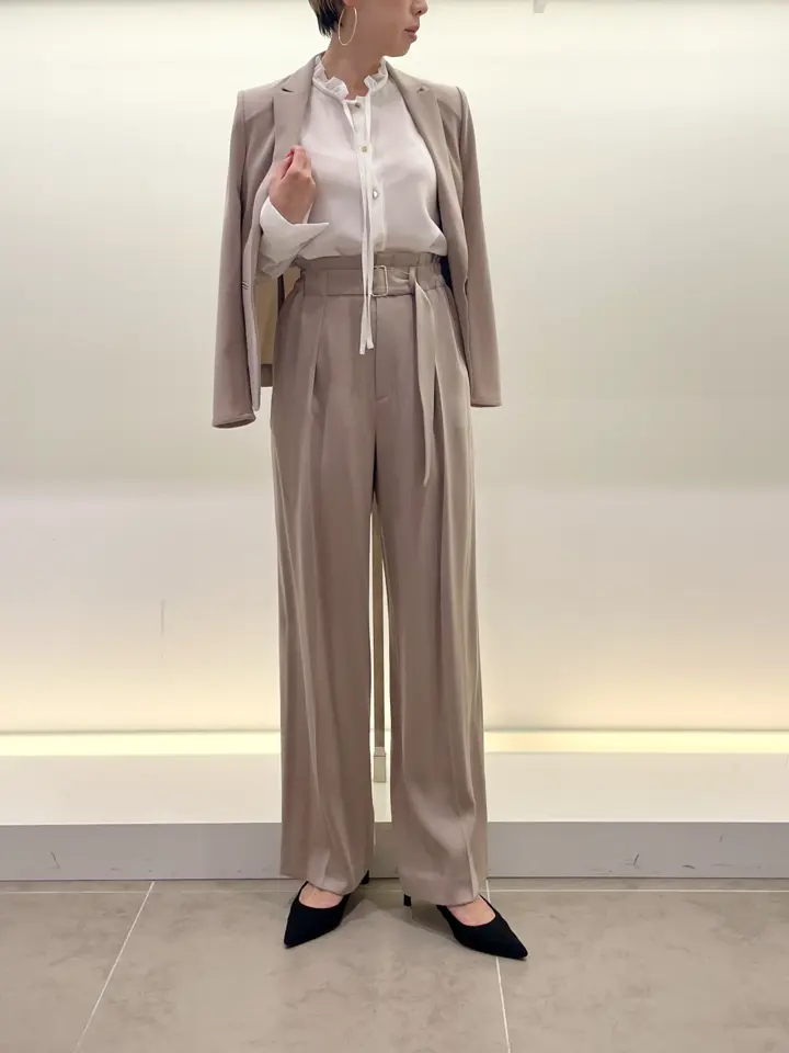 BEIGE， 柴田 コーディネート画像