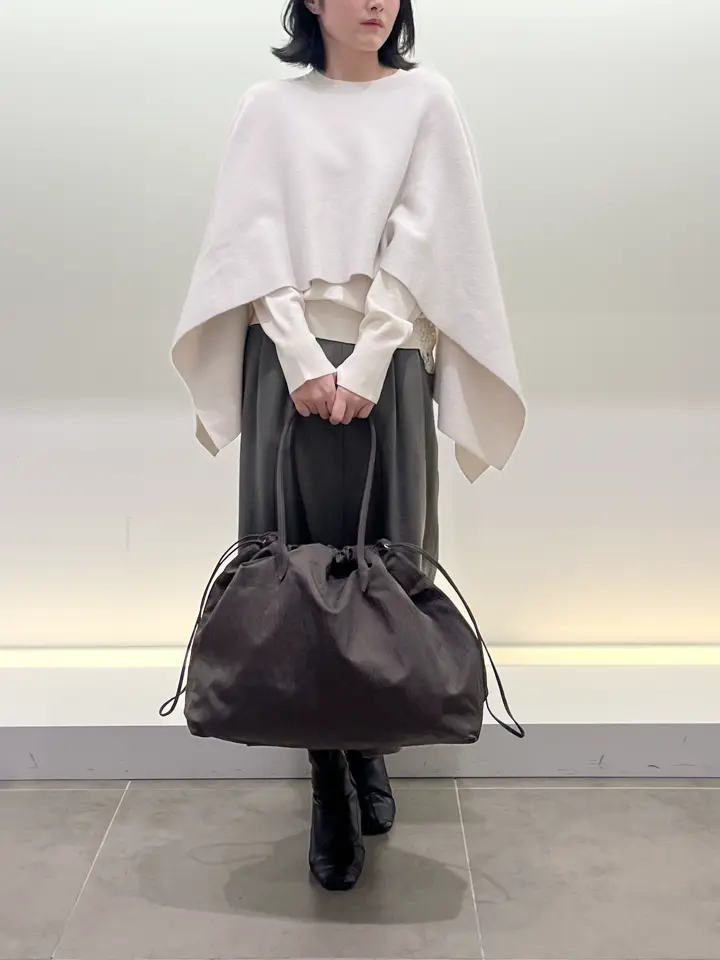 BEIGE， 伊藤 コーディネート画像