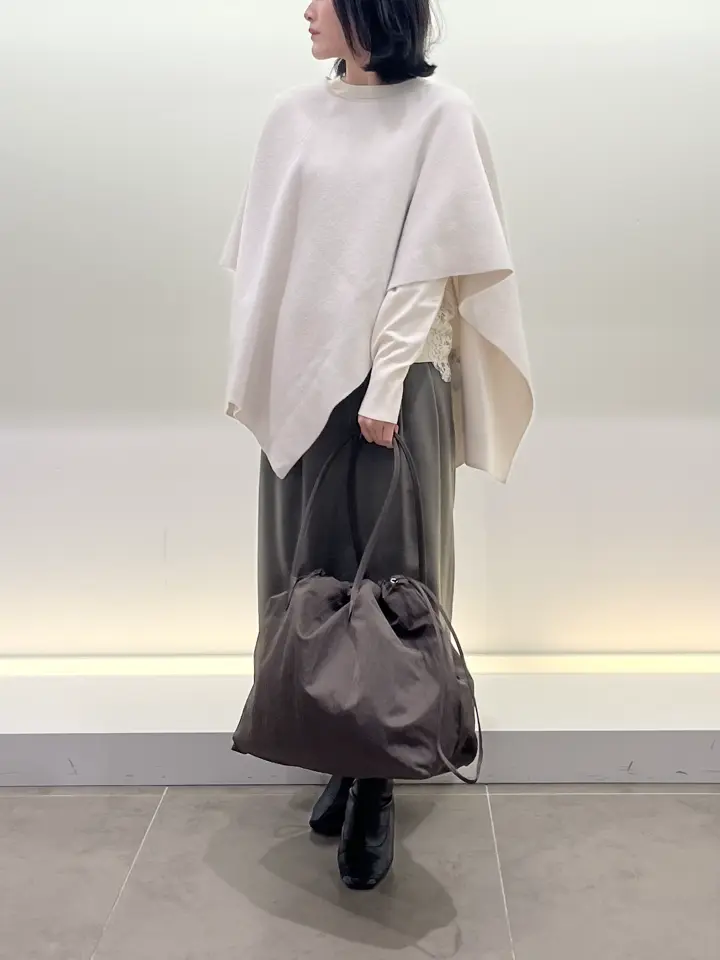 BEIGE， 伊藤 コーディネート画像