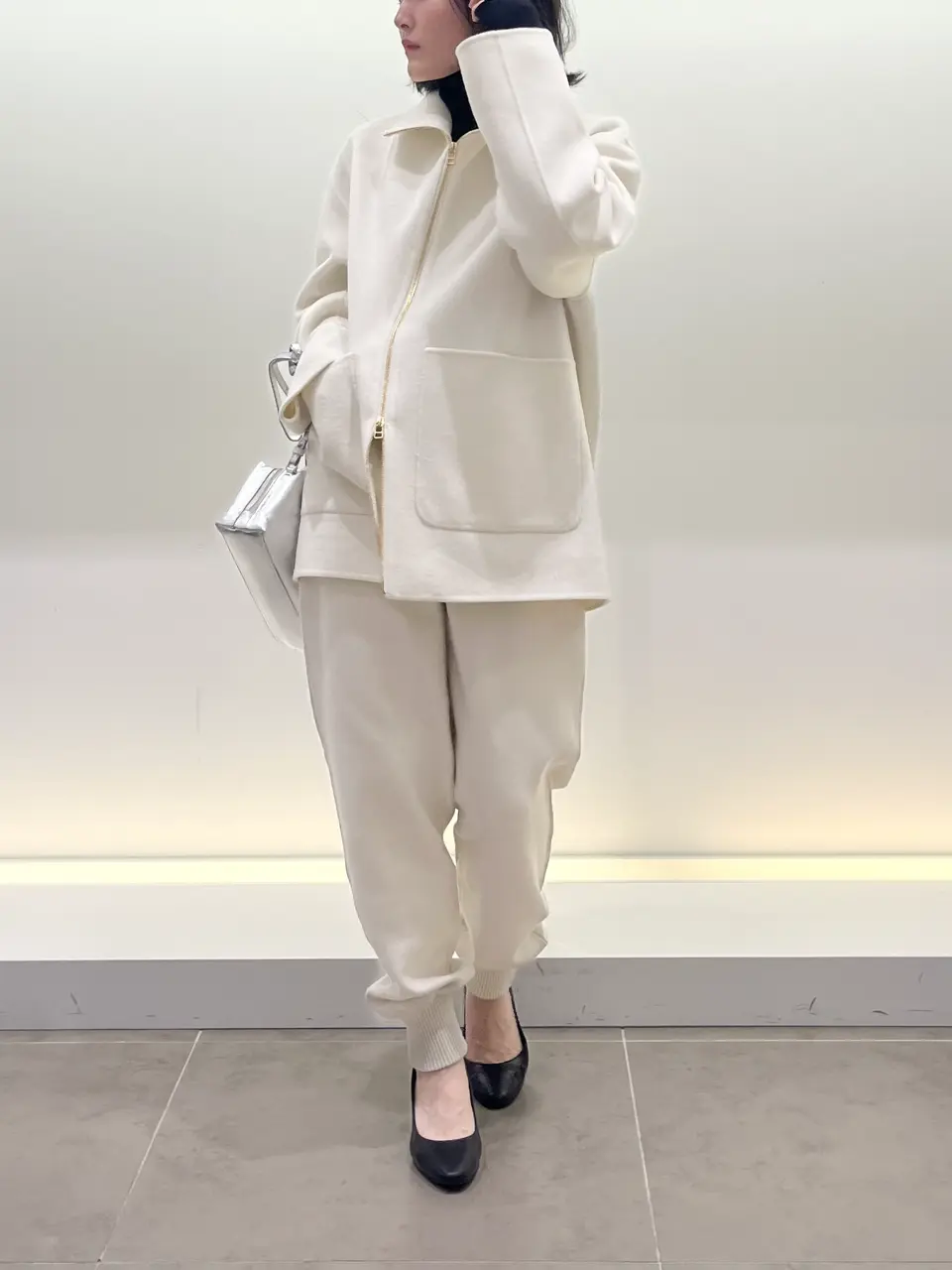 BEIGE， 伊藤 コーディネート画像