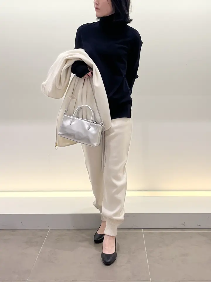 BEIGE， 伊藤 コーディネート画像