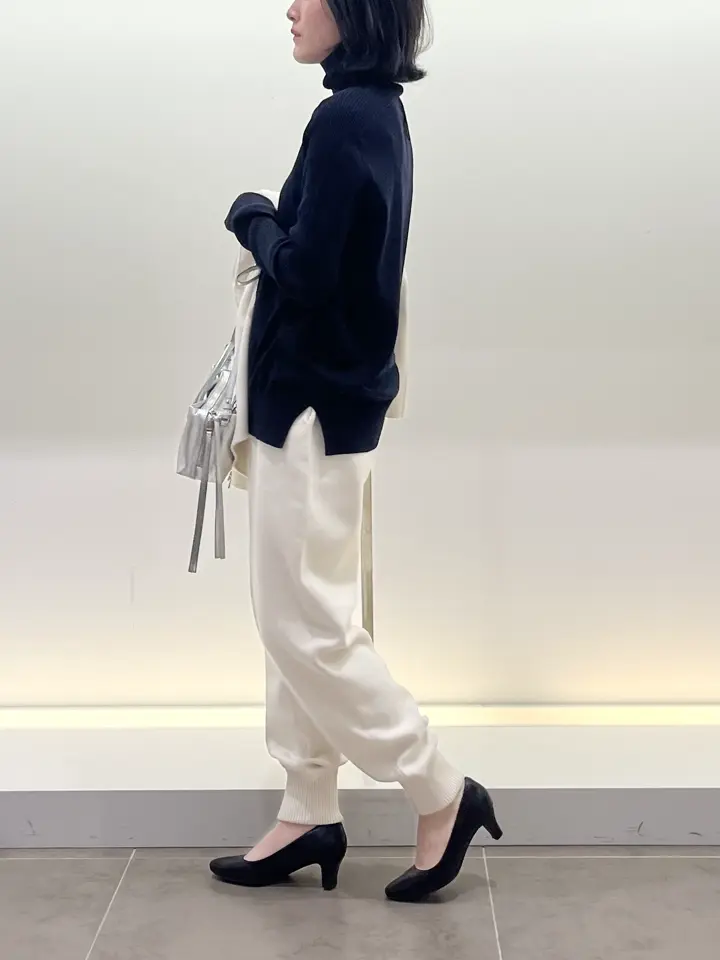 BEIGE， 伊藤 コーディネート画像