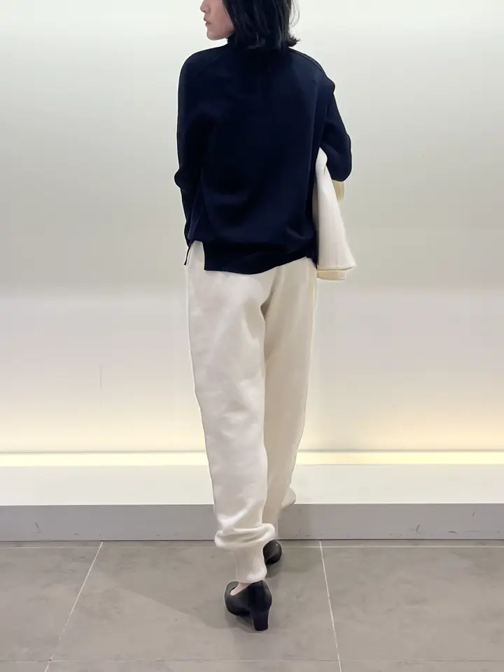 BEIGE， 伊藤 コーディネート画像