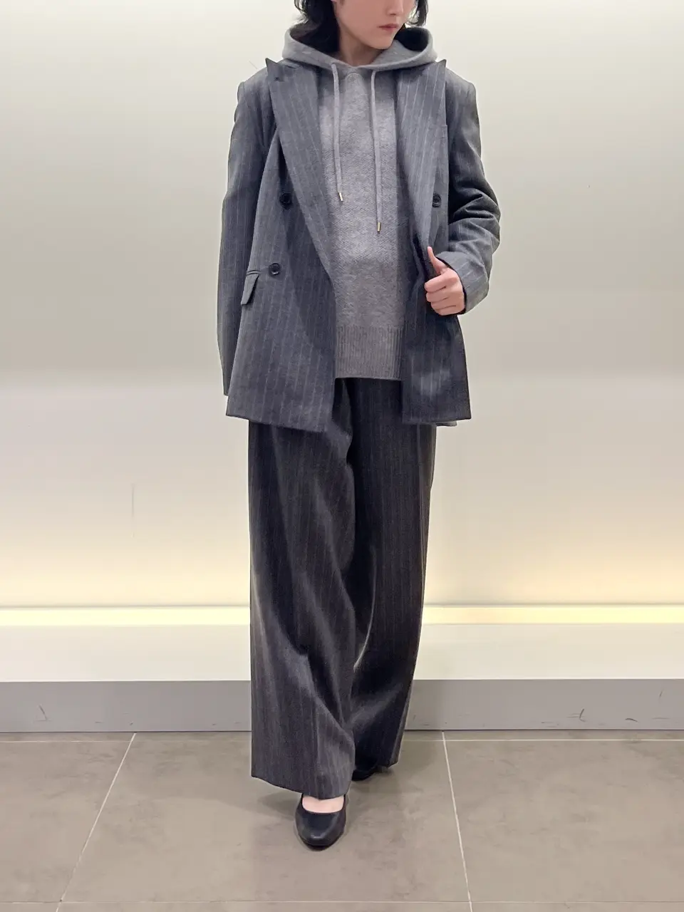 BEIGE， 伊藤 コーディネート画像